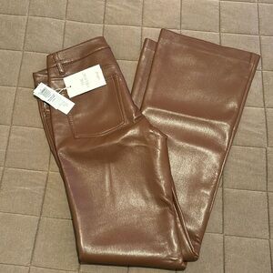 Aritzia Melina Low Rise Flare Pant Size 2